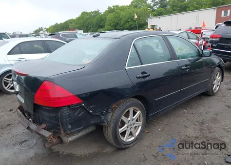 2007 Honda Accord 2.4 Ex из США, поврежденный, VIN 1HGCM56867A155590